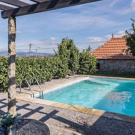 Pequena Casa rústica com piscina Penafiel Exterior foto