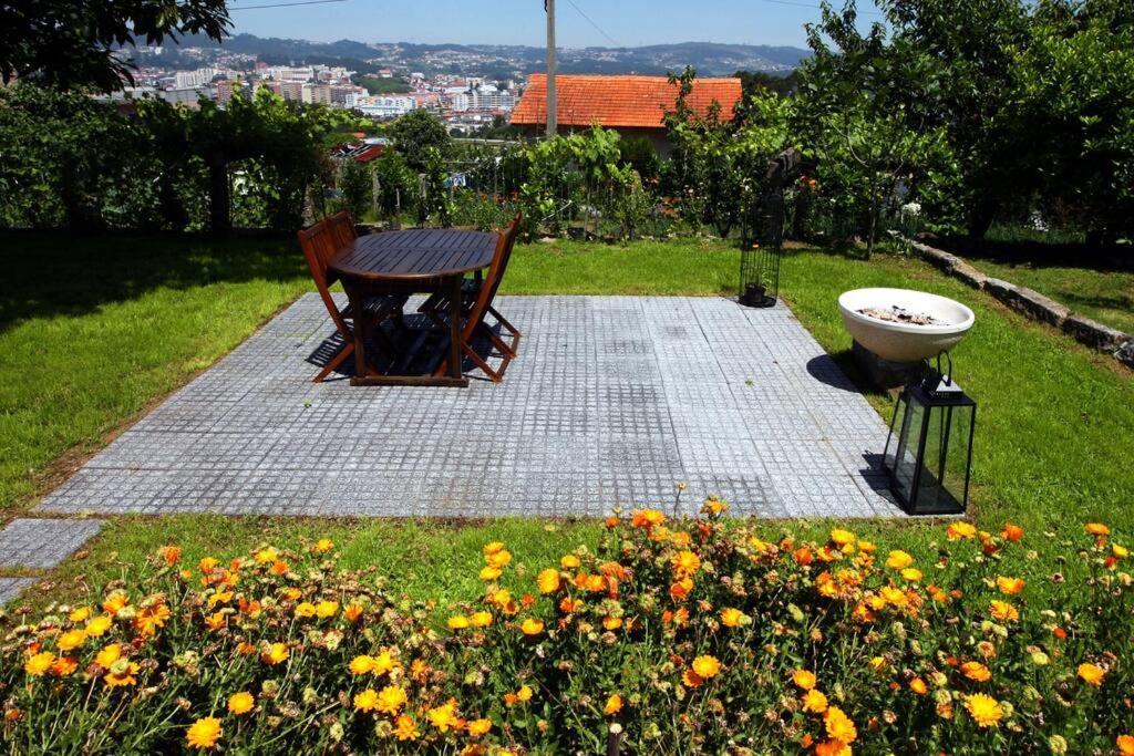 Pequena Casa rústica com piscina Penafiel Exterior foto