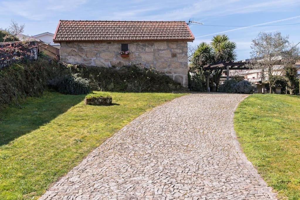 Pequena Casa rústica com piscina Penafiel Exterior foto