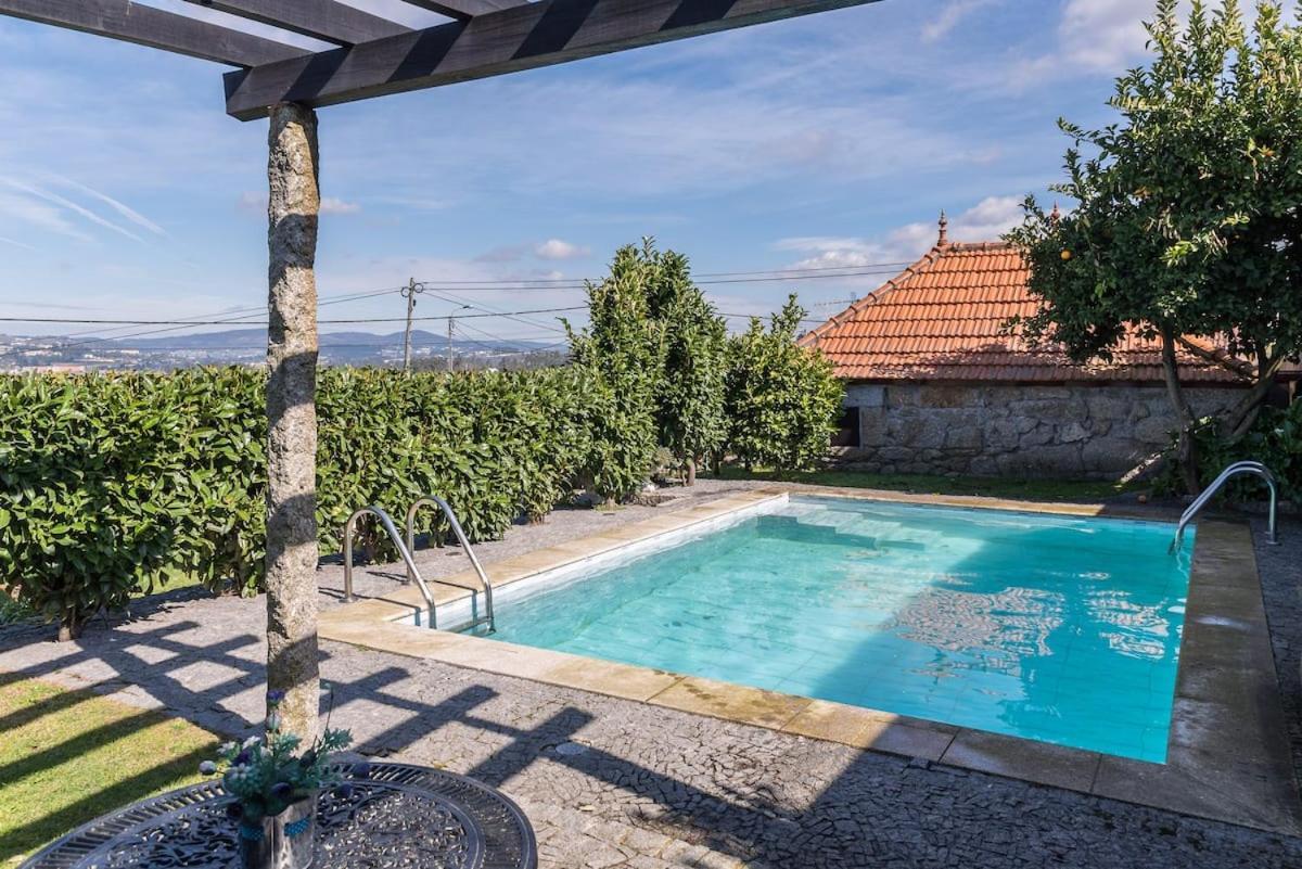 Pequena Casa rústica com piscina Penafiel Exterior foto