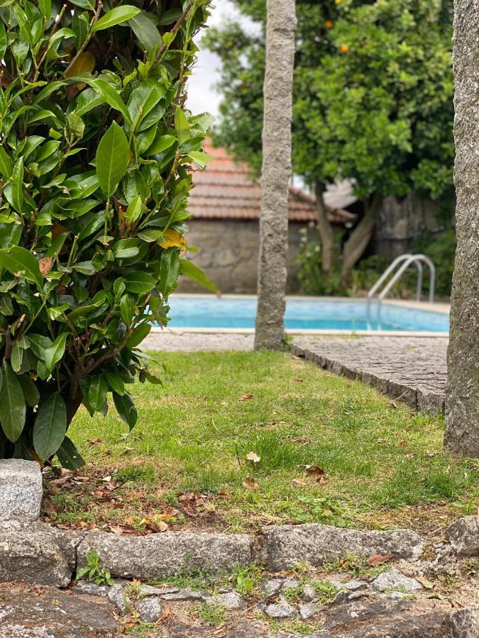 Pequena Casa rústica com piscina Penafiel Exterior foto